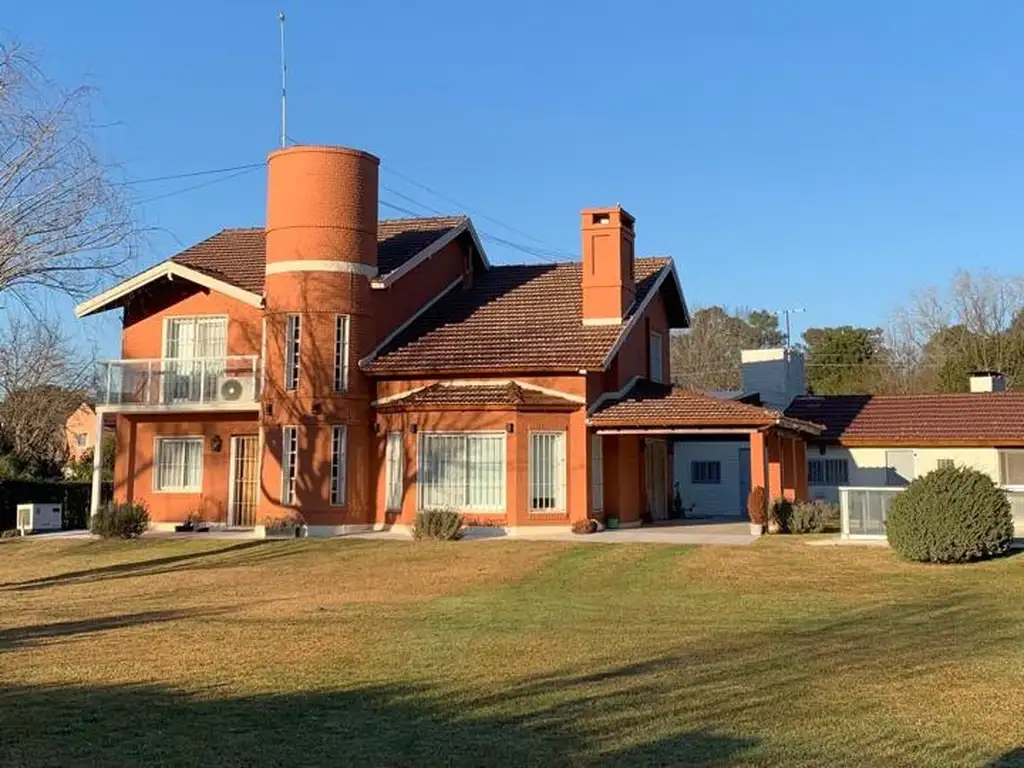 CASA QUINTA EN VENTA - LAS LOMADAS