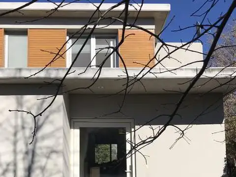 Ayres de Pilar, parque central, 540 M2, 4 dorm, piscina, ALQ y VENTA C/RENTA. - Foto 0