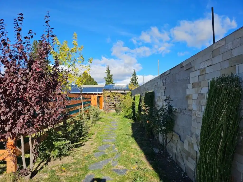 CASA DE 2 DORMITORIOS C/QUINCHO EN ESQUEL-CHUBUT-