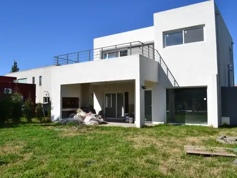 Casas en Venta en La Cañada de Pilar - Los Robles, Countries y Barrios  Cerrados en Pilar - Argenprop