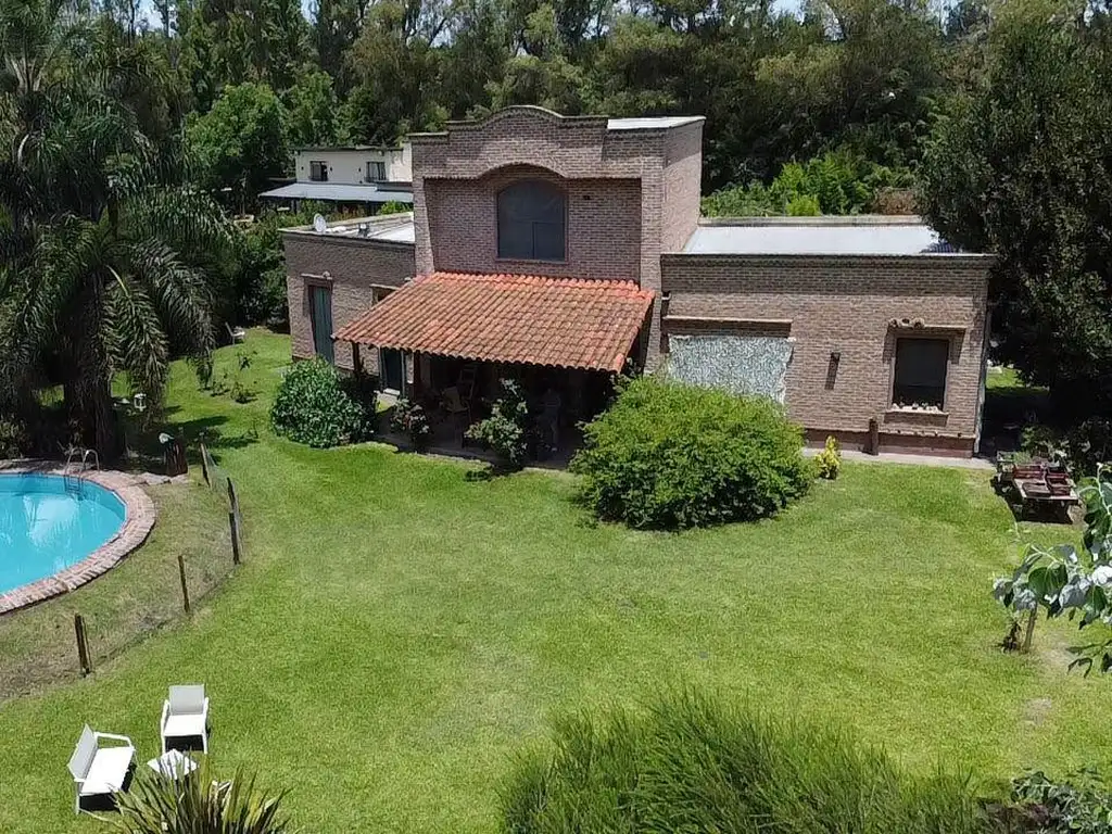 Venta - Casa - Barrio Chacras Del Molino - Exaltación de la Cruz