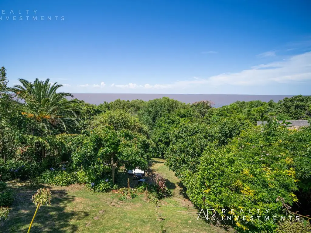 Terreno con vista al río en Mart.-Libert./Rio (CS)