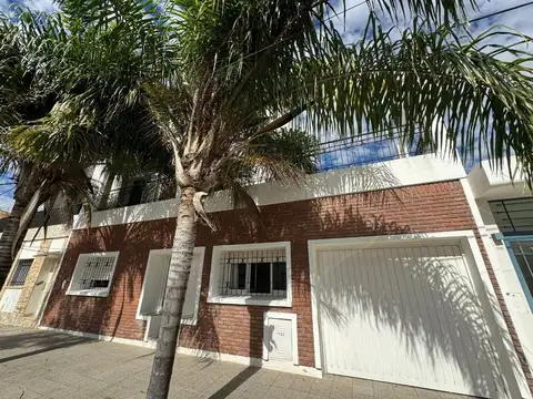 SE VENDE CASA EN PERGAMINO EN ZONA CENTRICA