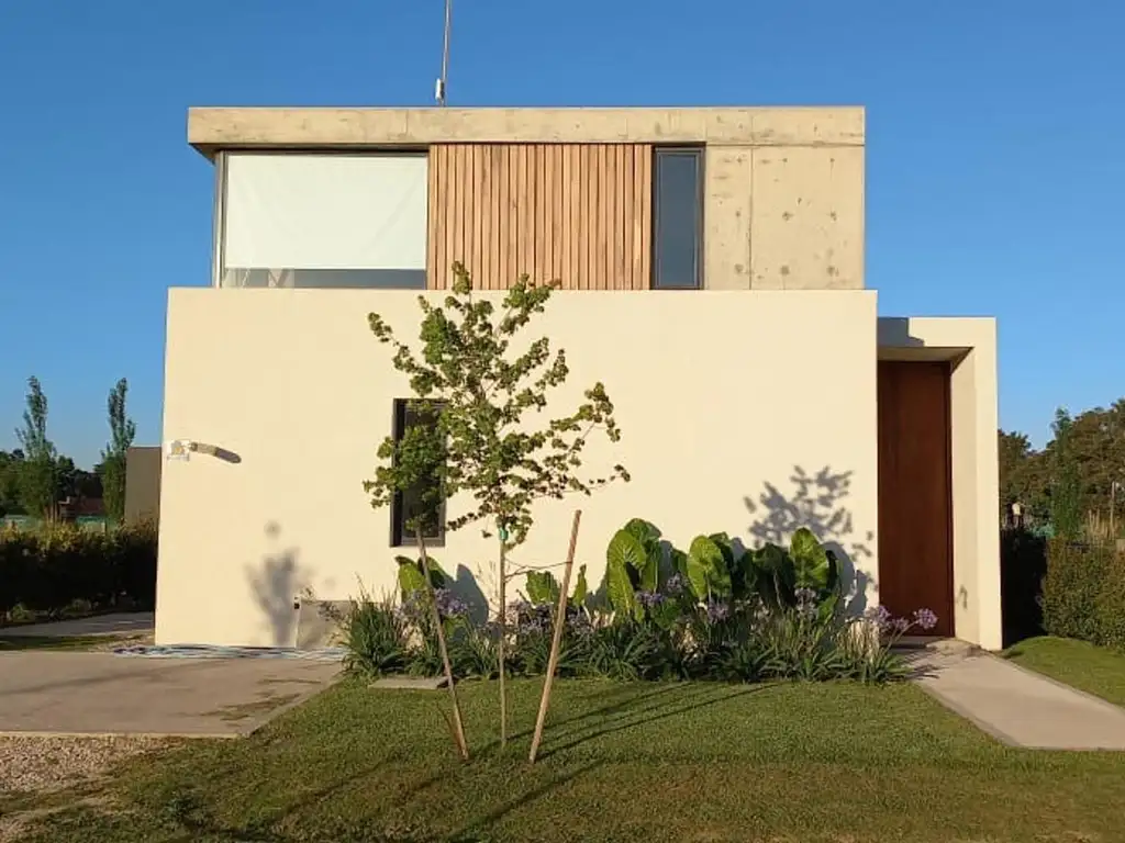 VENTA CASA EN BARRIO SAN IGNACIO CHICO