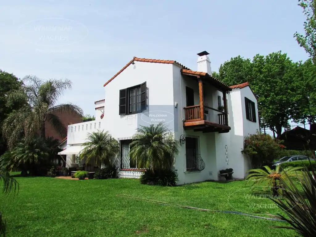 Imponente chalet 6 amb - Olivos