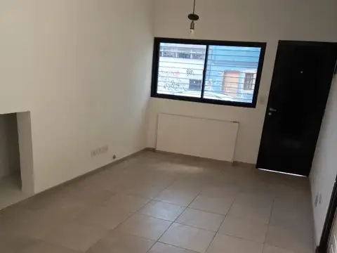 Excelente departamento 3 amb. con 2 cocheras