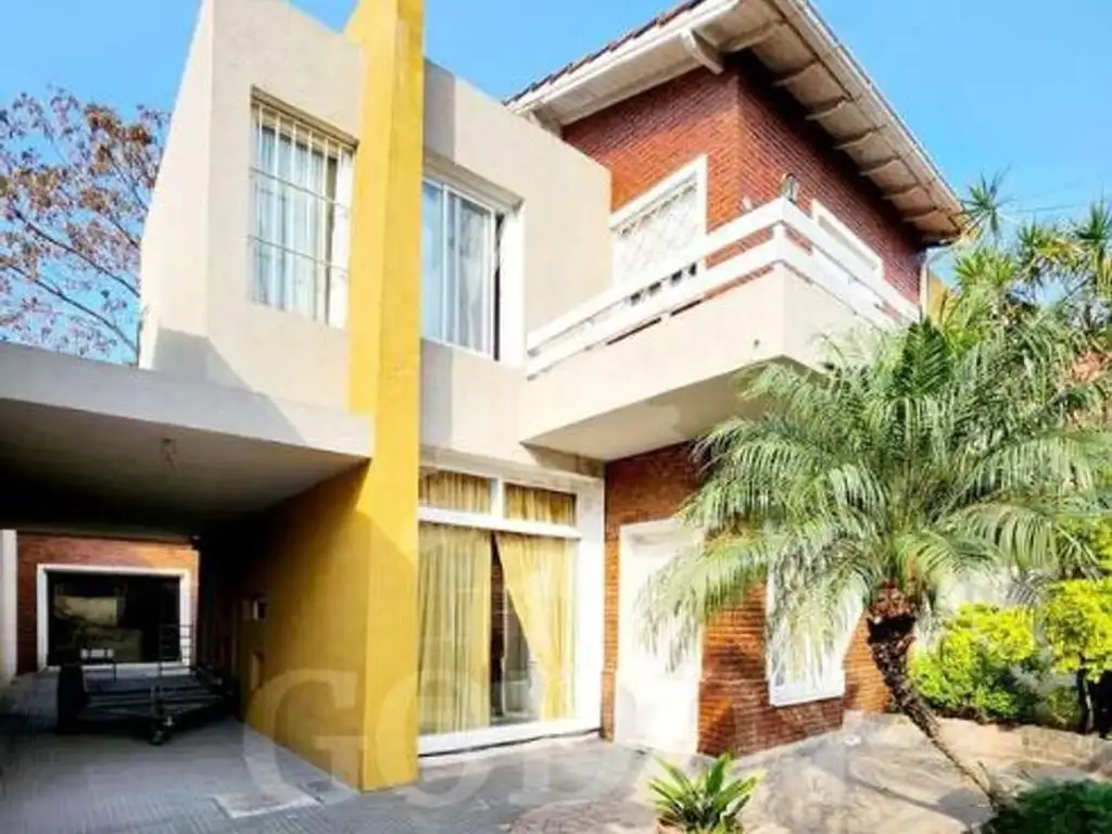 Casa en Venta 5 amb en Hurligam