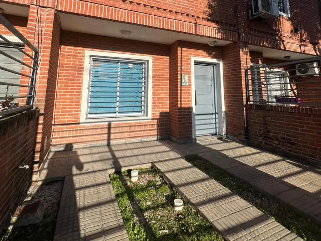 Dúplex en venta en Ituzaingo