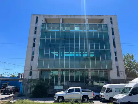 Edificio Comercial en venta - 4 Plantas - 9 Baños - 900Mts2 - La Plata