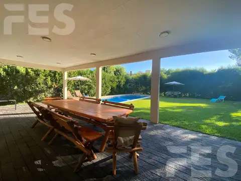 VENTA CASA 4AMB CLUB DE CAMPO EL LAUQUEN