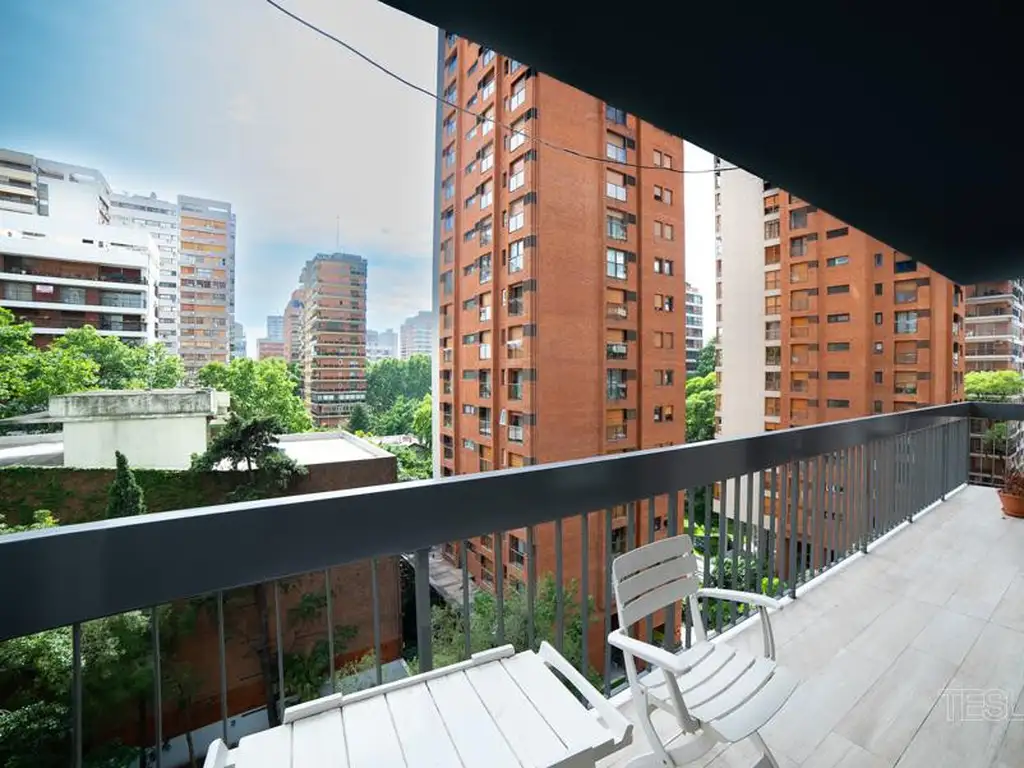 Arcos 1600 Torre luminoso 4 dormitorios 3 baños completos Vigilancia 24hs Cochera Belgrano