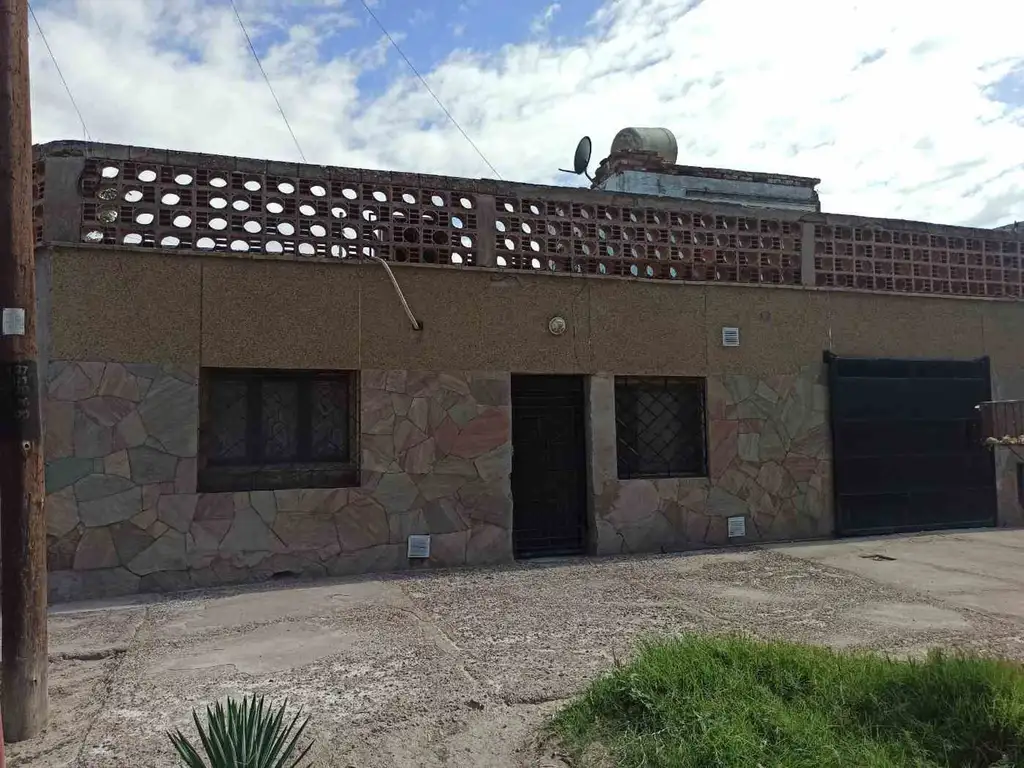 VENTA DE CASA EN LAS HERAS