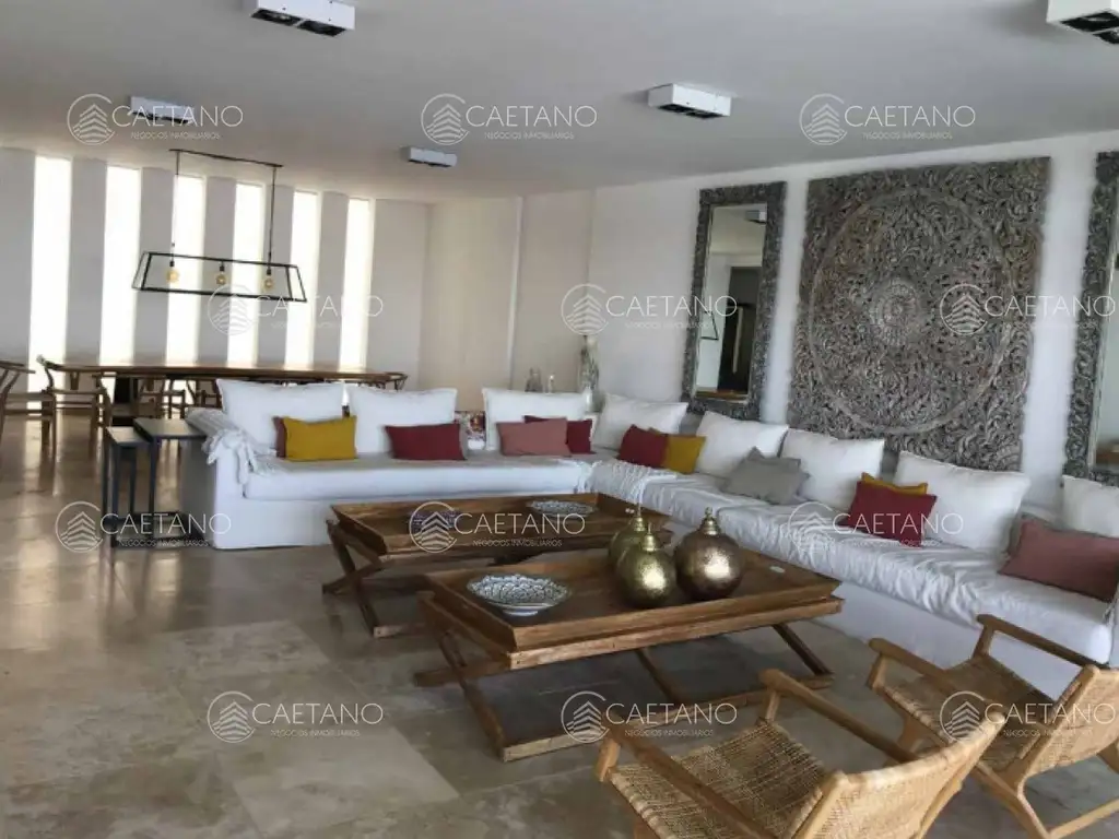 Hermoso apartamento de 3 dormitorios!