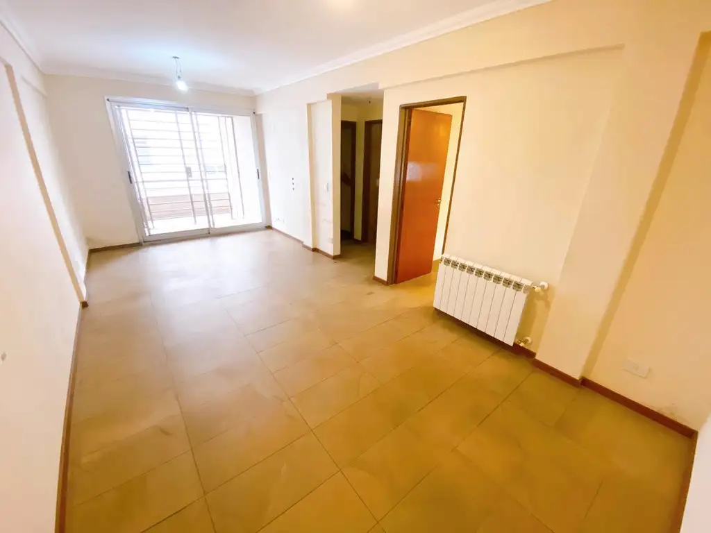 Departamento con cochera en venta en Victoria