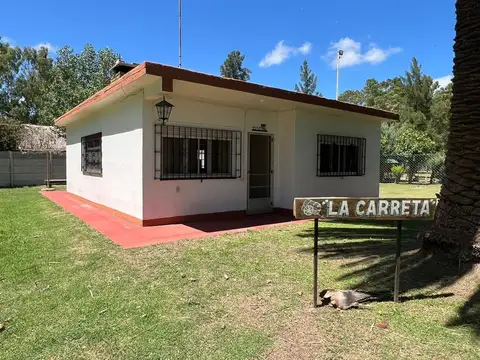 Venta casaquinta en el KM 63, Ruta 2, Barrio "Los Cachorros"