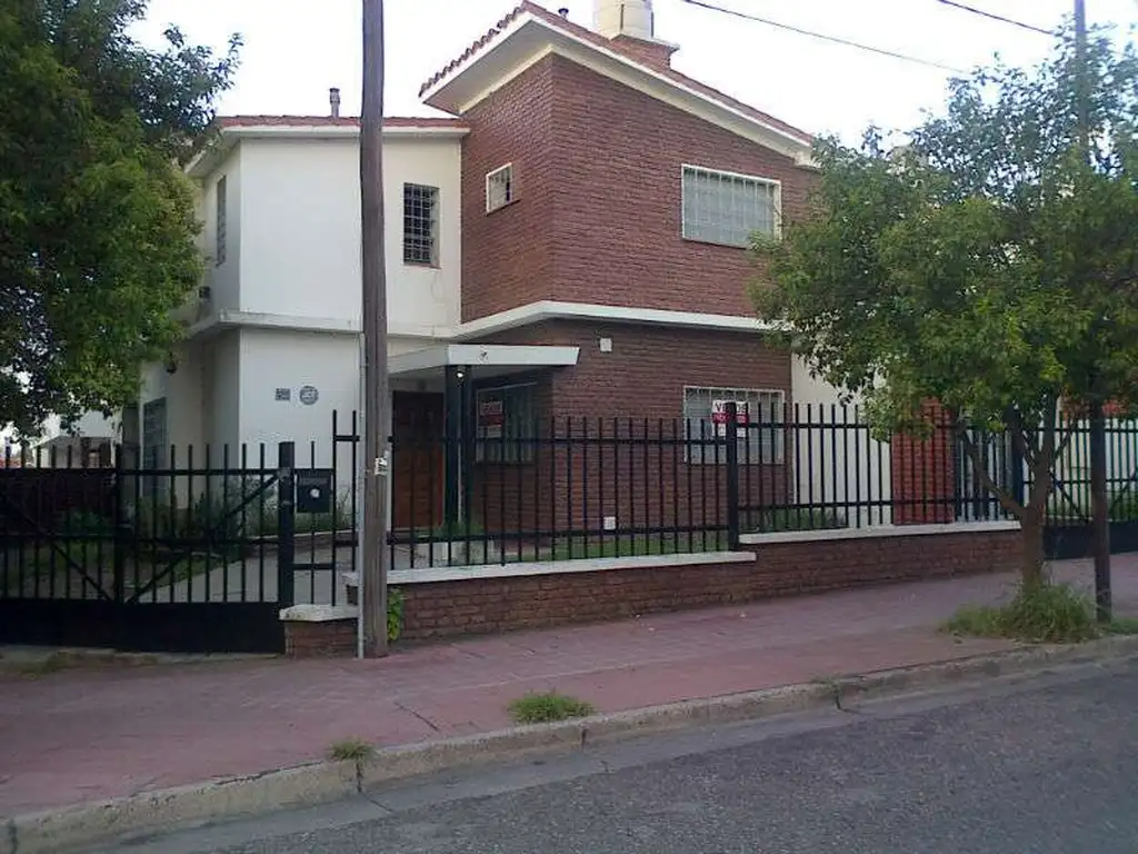 CASA EN PASO DE LOS ANDES 4DOR