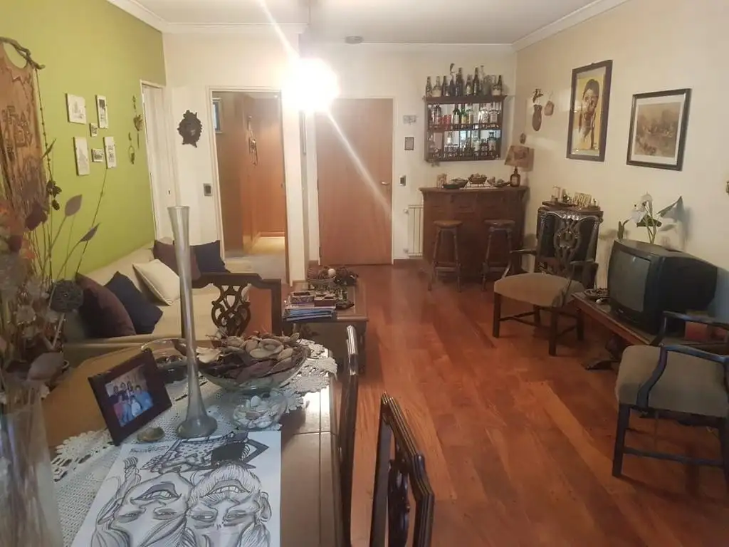 Departamento en Alquiler con cochera