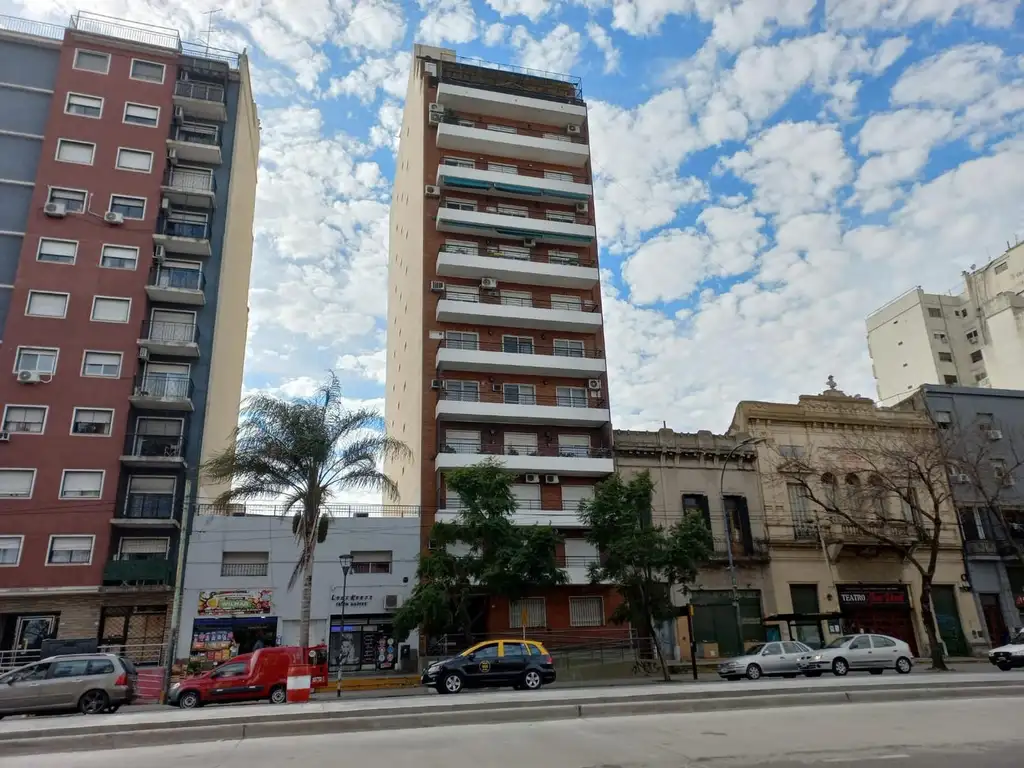 DEPARTAMENTO APTO PROFESIONAL .PB.ENTRADA INDEPENDIENTE