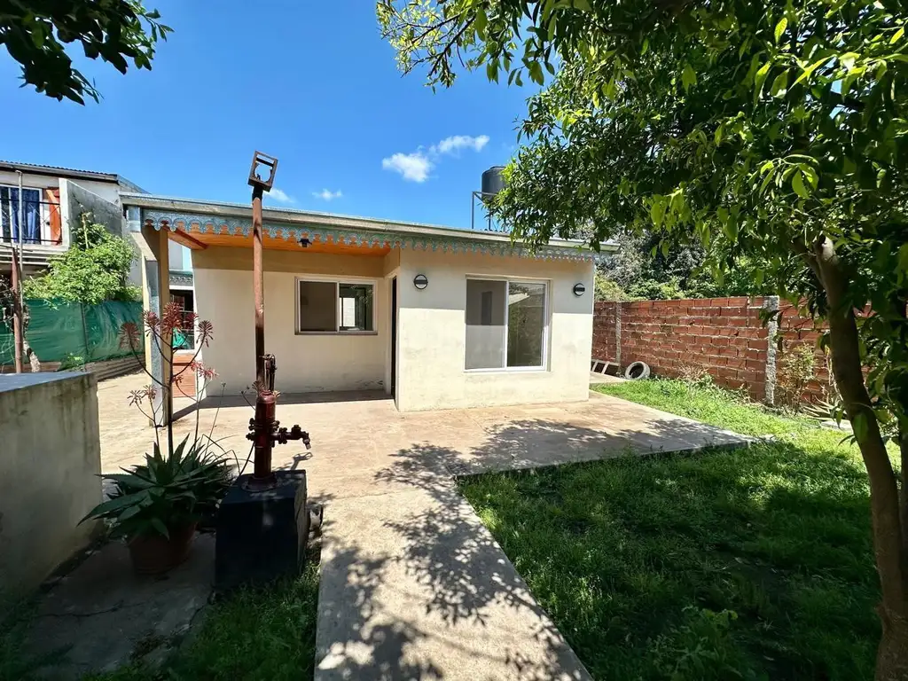 Casa en venta en Matheu - CASI A ESTRENAR!