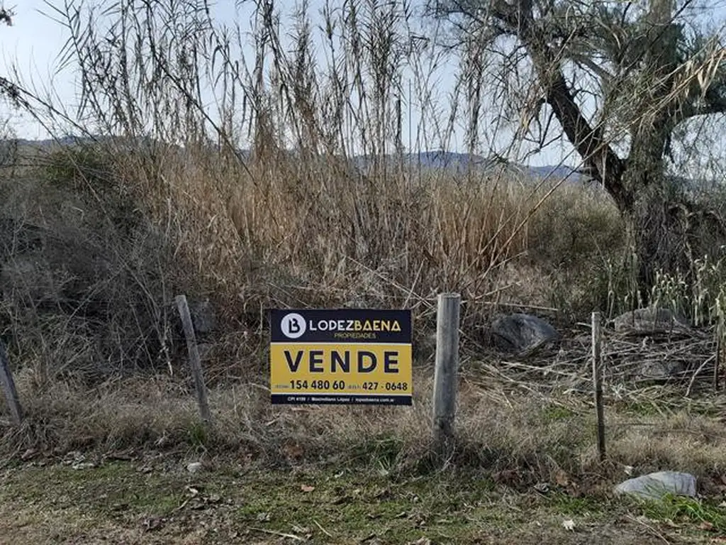 Terreno con buena Ubicacion en Venta en Va de Las Rosas Traslasierras