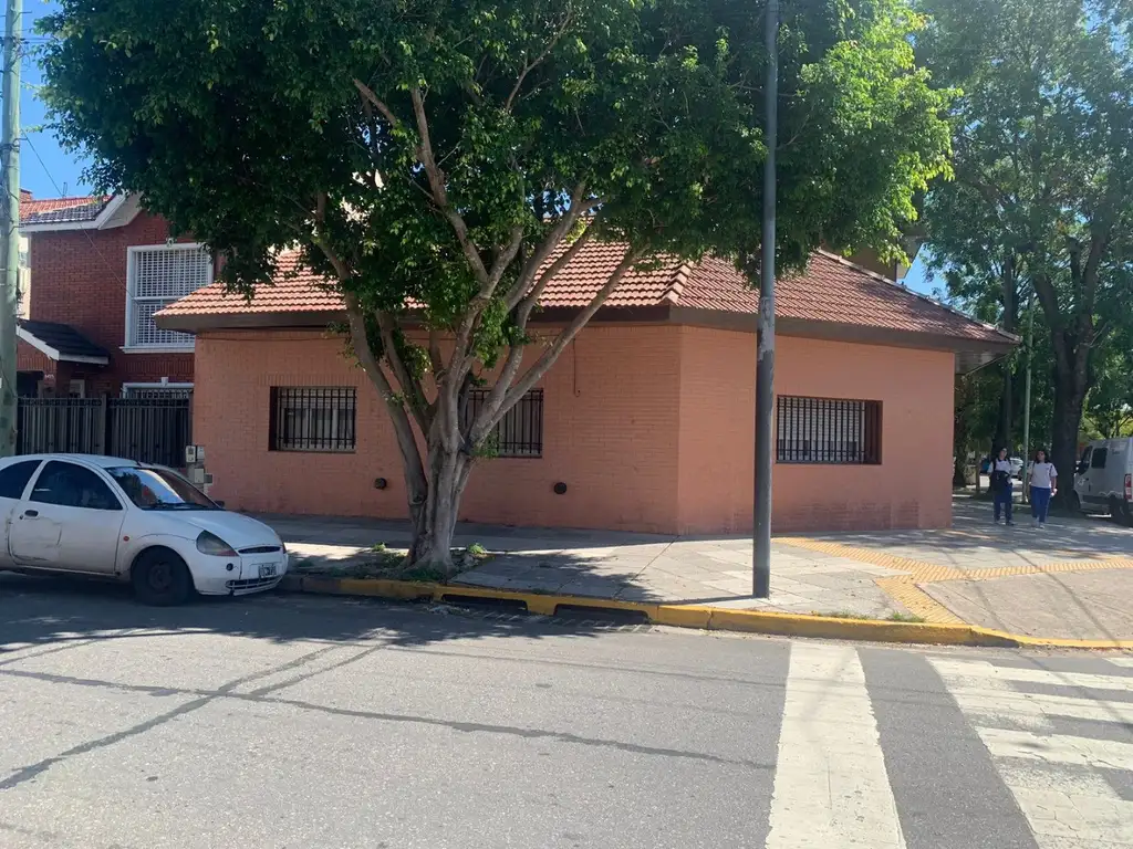 Casa 4 amb. Planta Baja. - VENTA