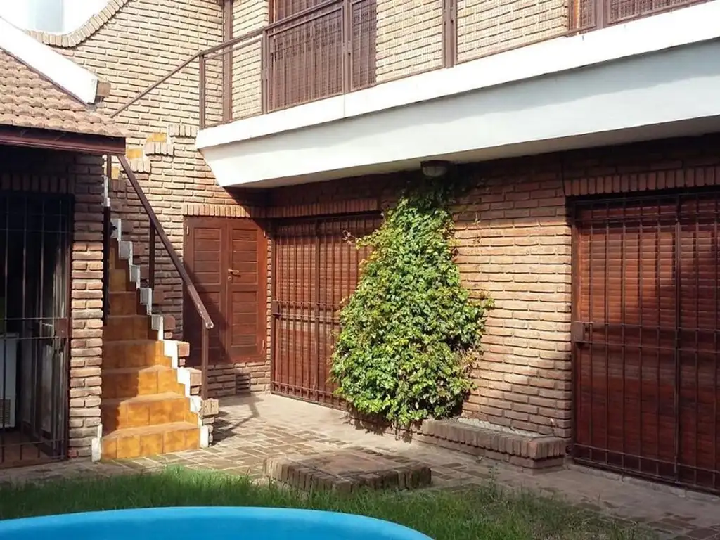 En Venta casa de 4 ambientes, Blanco 1188, Quilmes!