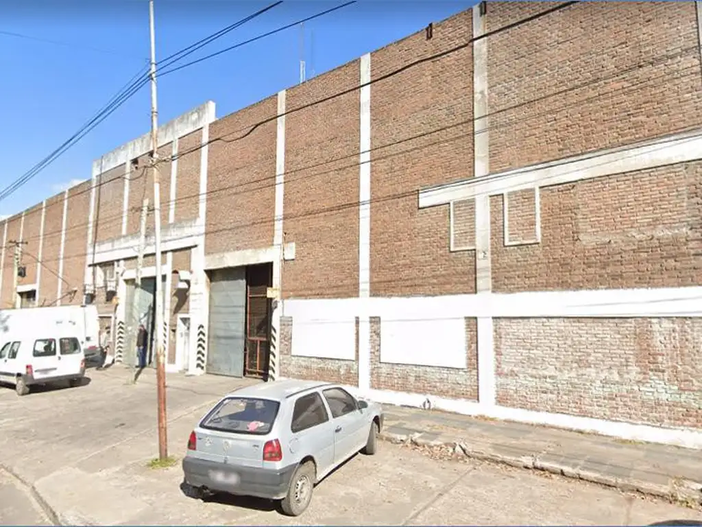 Galpón - Depósito de  3450 m2.  en  Haedo - VENTA