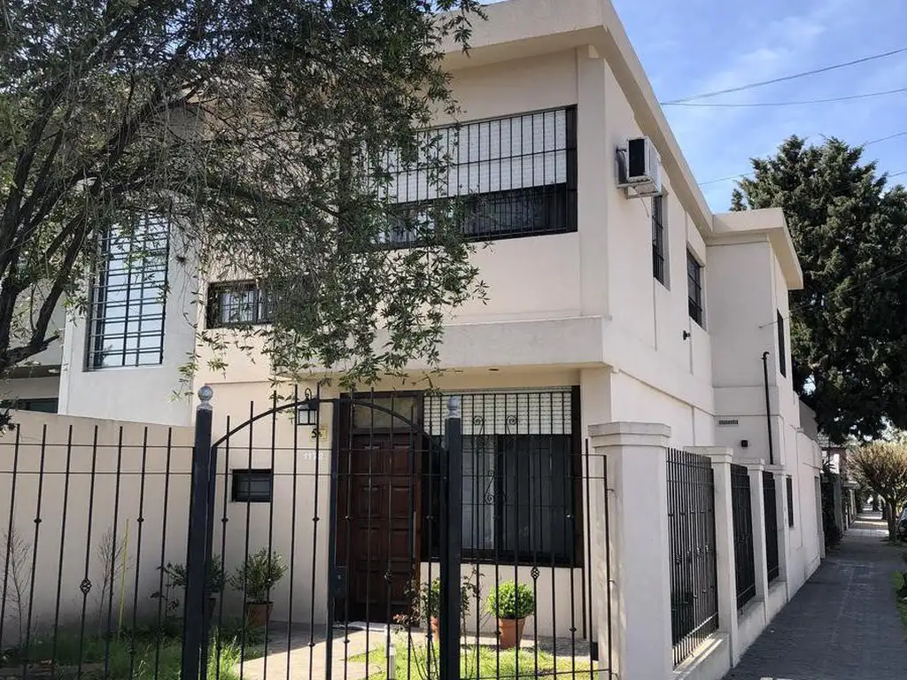 Casa PH 4 Ambientes en venta - Ramos Mejia