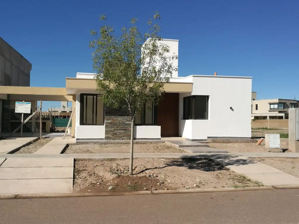 Casa - Venta - Argentina, Maipú - ADOLFO VILLANUEVA