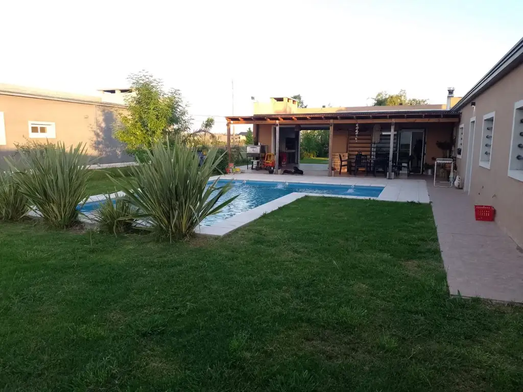 Casa - Venta - Argentina, Brandsen