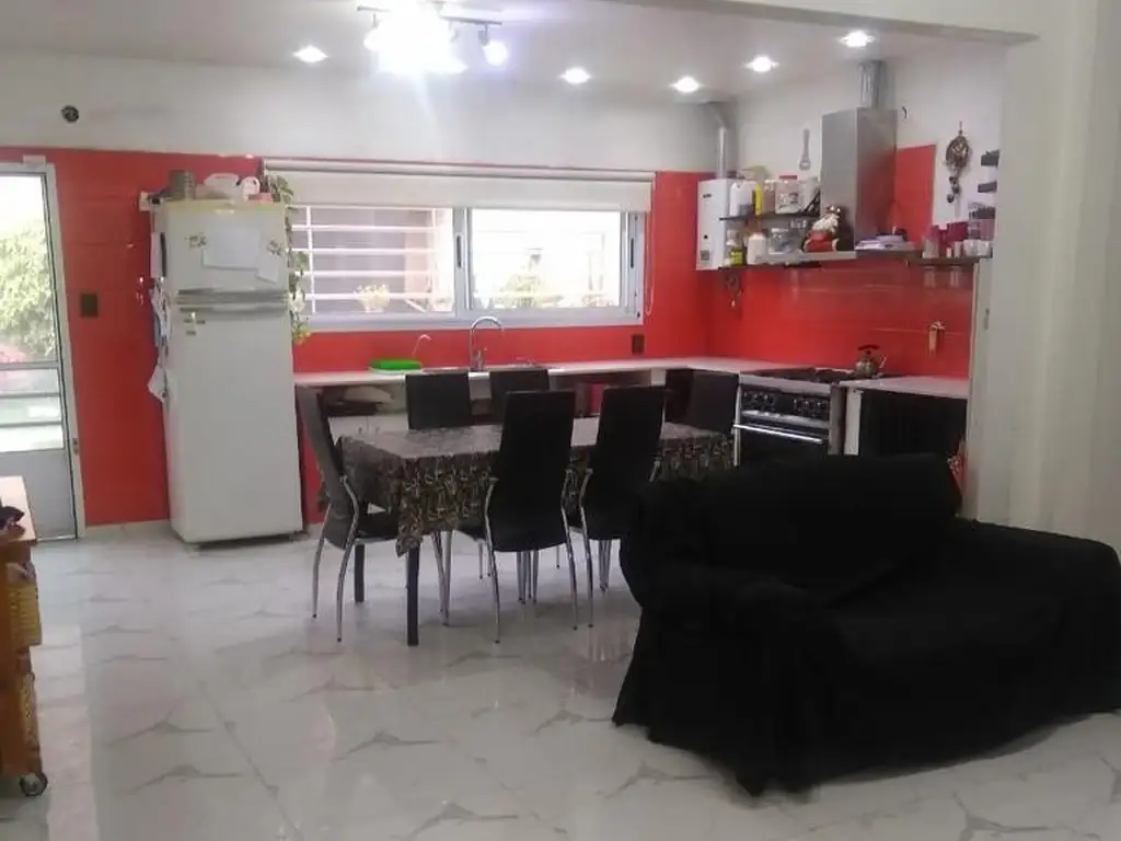 CASA EN VENTA EN WILDE COTAGAITA