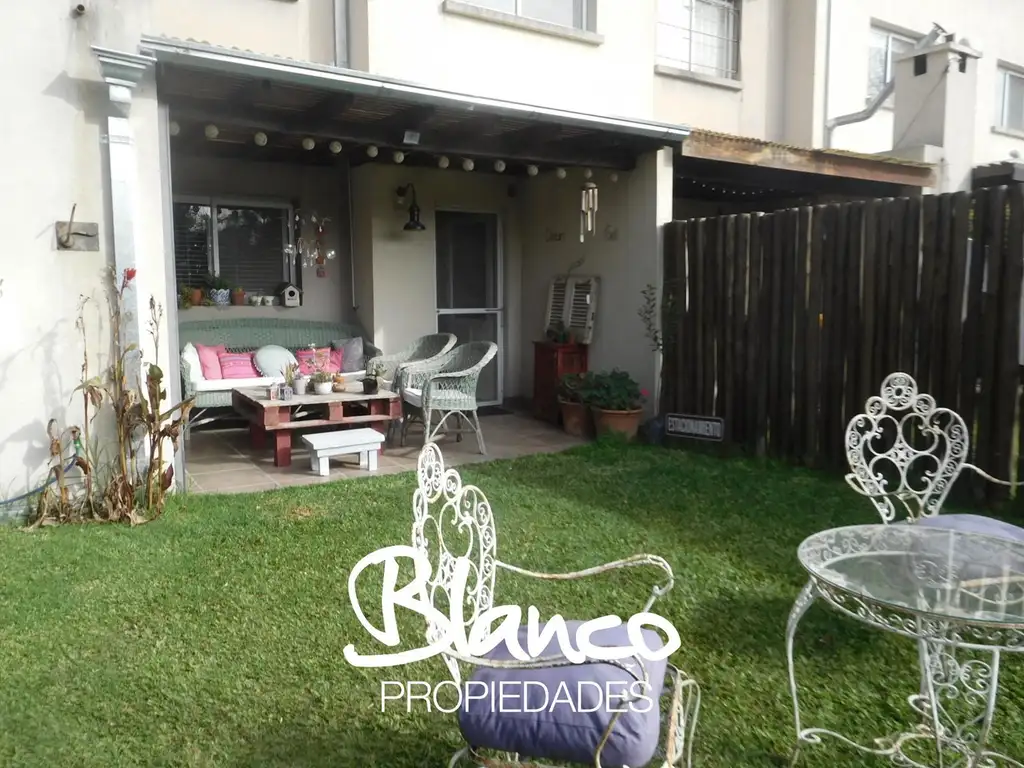 Casa  en Venta en Pellegrini Village, Pilar, G.B.A. Zona Norte - BLA1154_LP535084_2