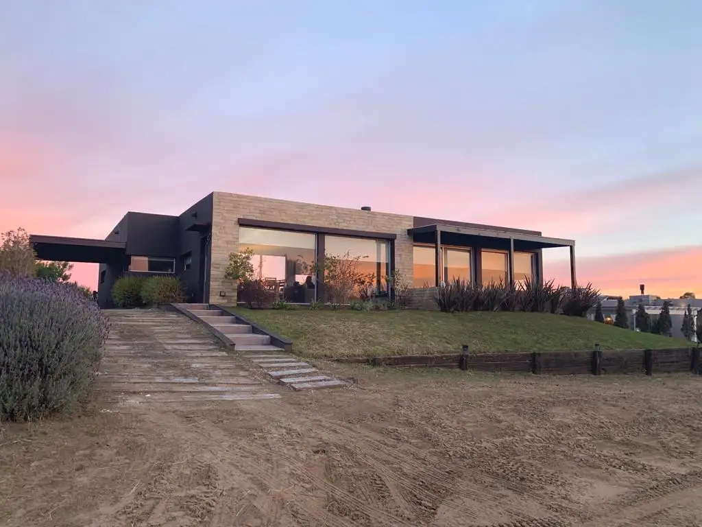 Casa 4 ambientes en ALQUILER TEMPORAL - Pinamar Costa Esmeralda - Deportivo 1