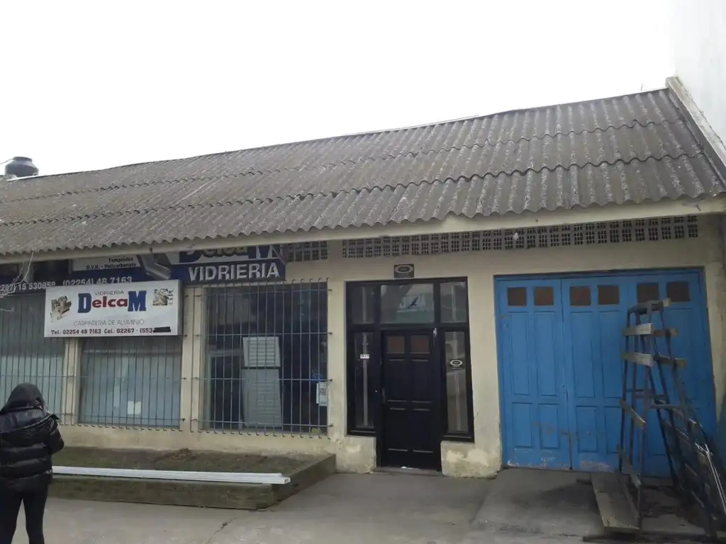 LOCAL EN VENTA, ZONA INDUSTRIAL.