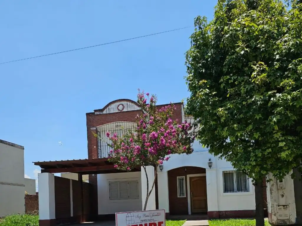 CASA EN VENTA - ALTO PERU