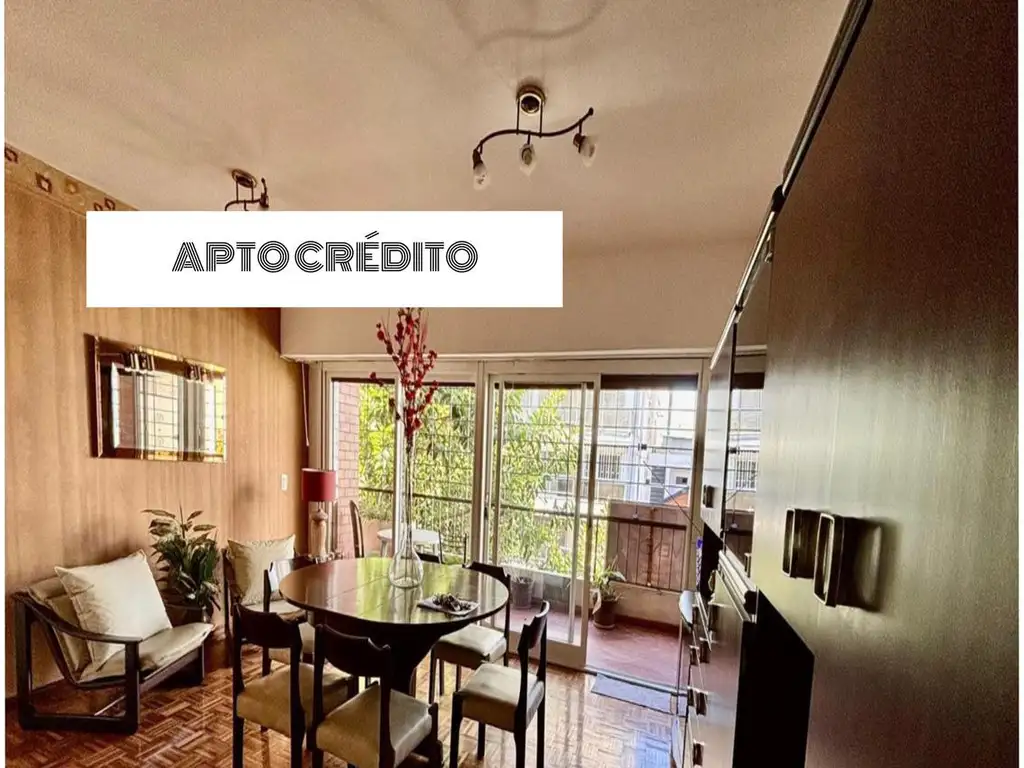 Departamento en venta de 4 ambientes con cochera, en Flores