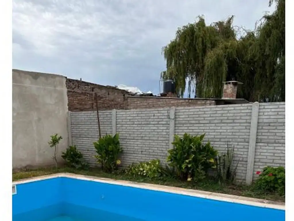 Casa en Roldan con Piscina