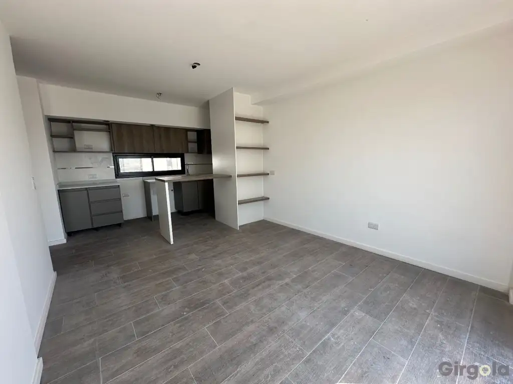 Venta departamento 3 ambientes con balcon y parrilla en Floresta