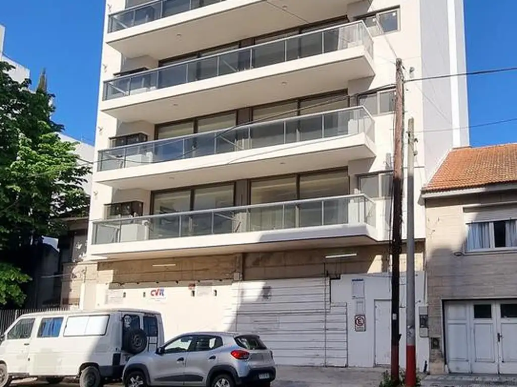 SEMIPISO A ESTRENAR GUEMES 3 AMB 3 BAÑOS COCHERA PREMIUM 100 M2