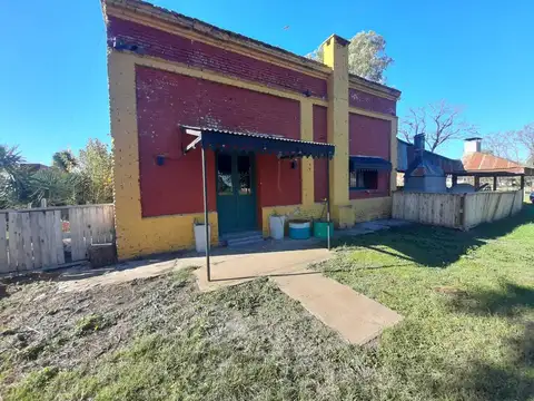 Clásico Almacén de campo en Roque Perez