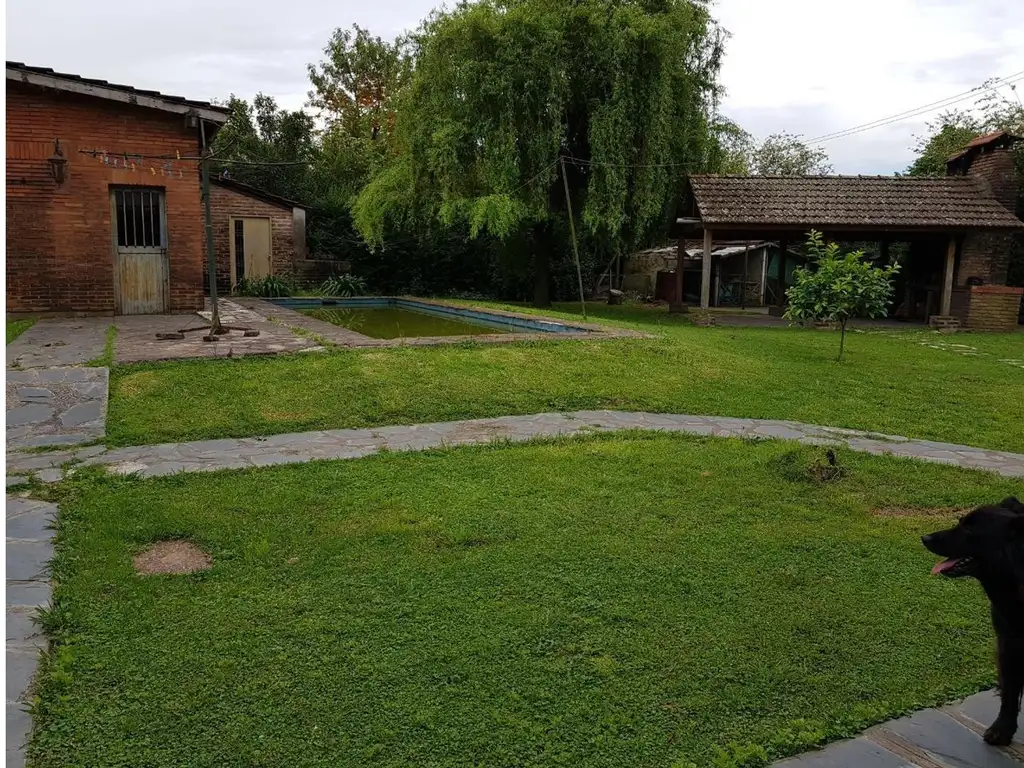 REBAJADA, Venta de Casa en Paso del Rey, calle Misiones