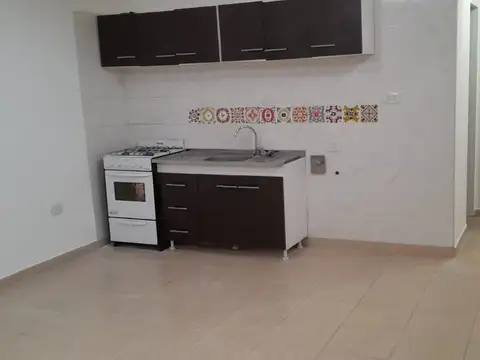 2 AMBIENTES MUY AMPLIO EN EXCELENTE UBICACION!