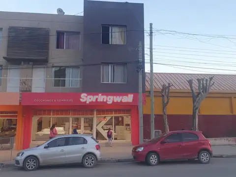 DEPARTAMENT/DUPLEX  AVDA.RIVADAVIA 3 AMBIENTES