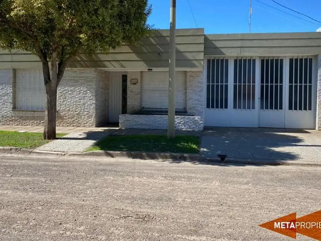 Casa en venta en Paraje 4 Esquinas