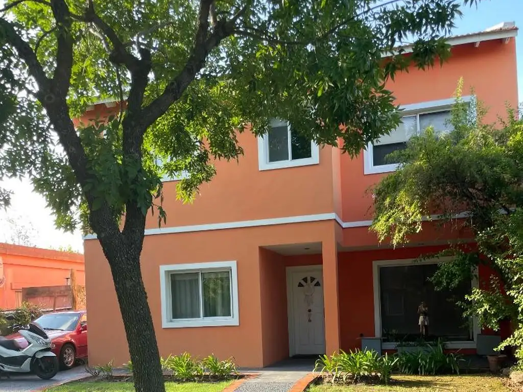 Venta Casa Barrio Los Alamos Tigre