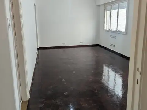 SEMIPISO 3 AMB. C/frte..Recoleta Av Pueyrredón al 2400