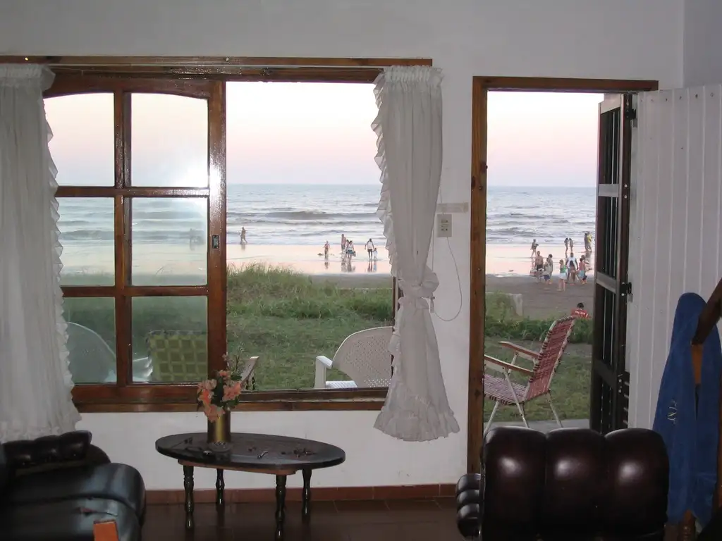 Casa 3 ambientes, 2 dormitorios, con vista al mar! (140191)