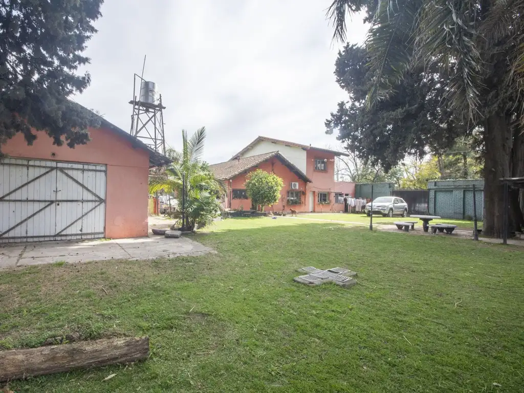 VENTA CASA VILLA DE MAYO AMPLIO LOTE