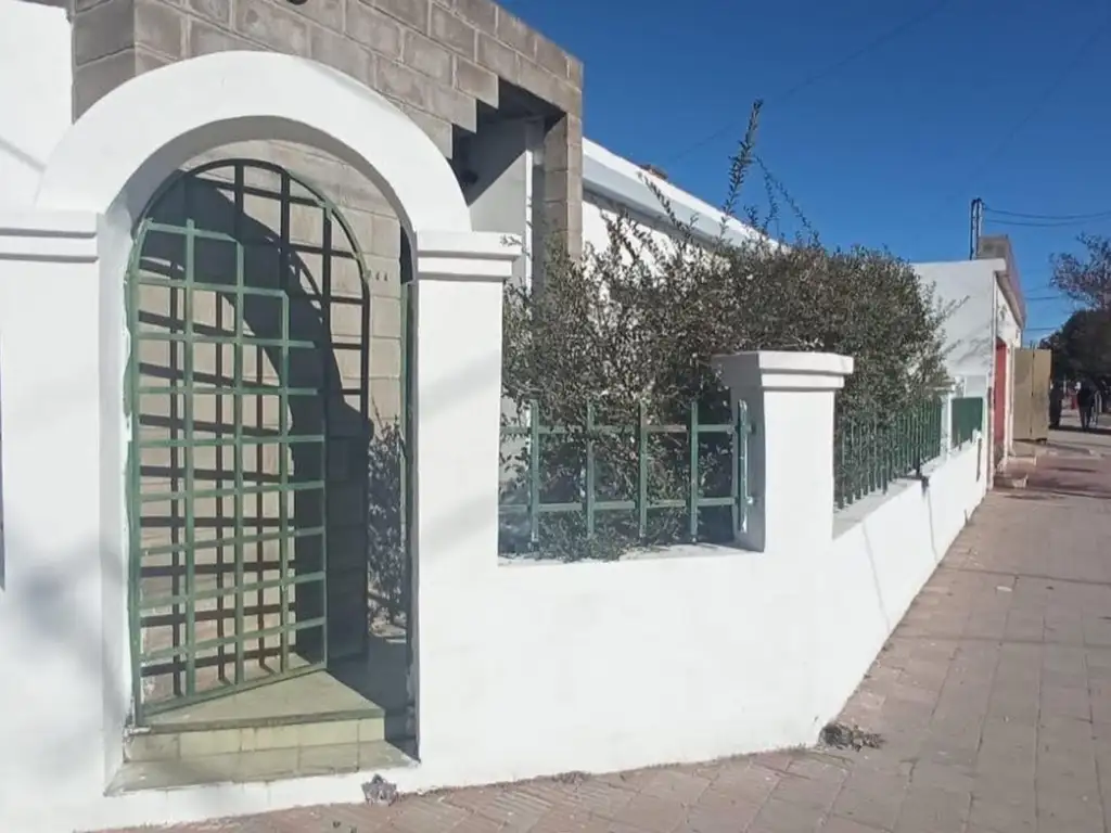 Imperdible Casa Funcional con PISCINA