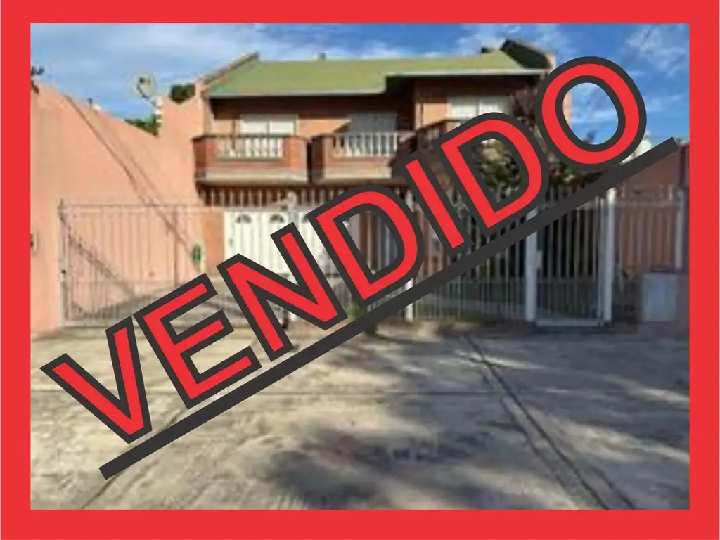 Casa en  venta en centro de G. de Laferrere